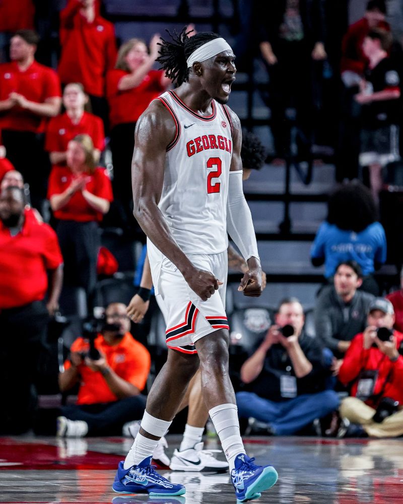 Image for the Tweet beginning: Sic ‘em season

#GoDawgs 